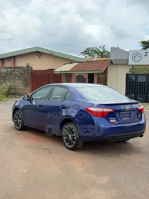 Toyota Corolla S 4dr Sedan (1.8L 4cyl CVT) 2015 Blue