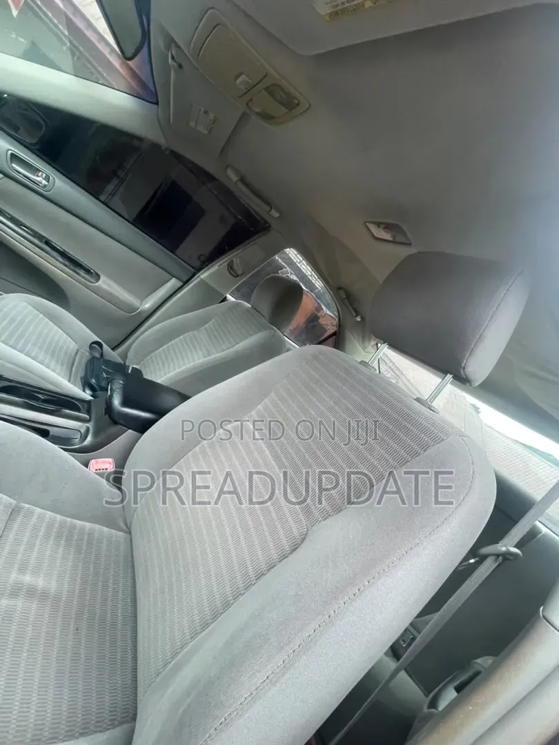 Toyota Camry 2006 Gray