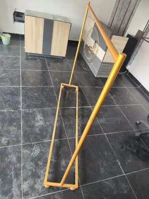 Moveable Hanger
