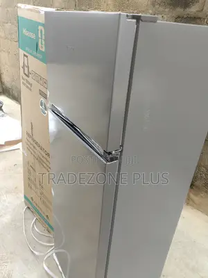 Hisense 240L Fridge – Spacious Interior