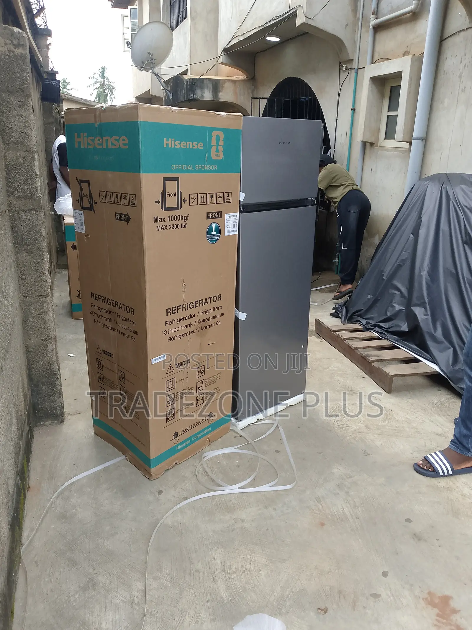 Hisense Refrigerator 240L – Smart Choice for Storage