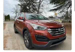Hyundai Santa Fe 2014 Red