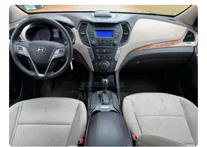 Hyundai Santa Fe 2014 Red