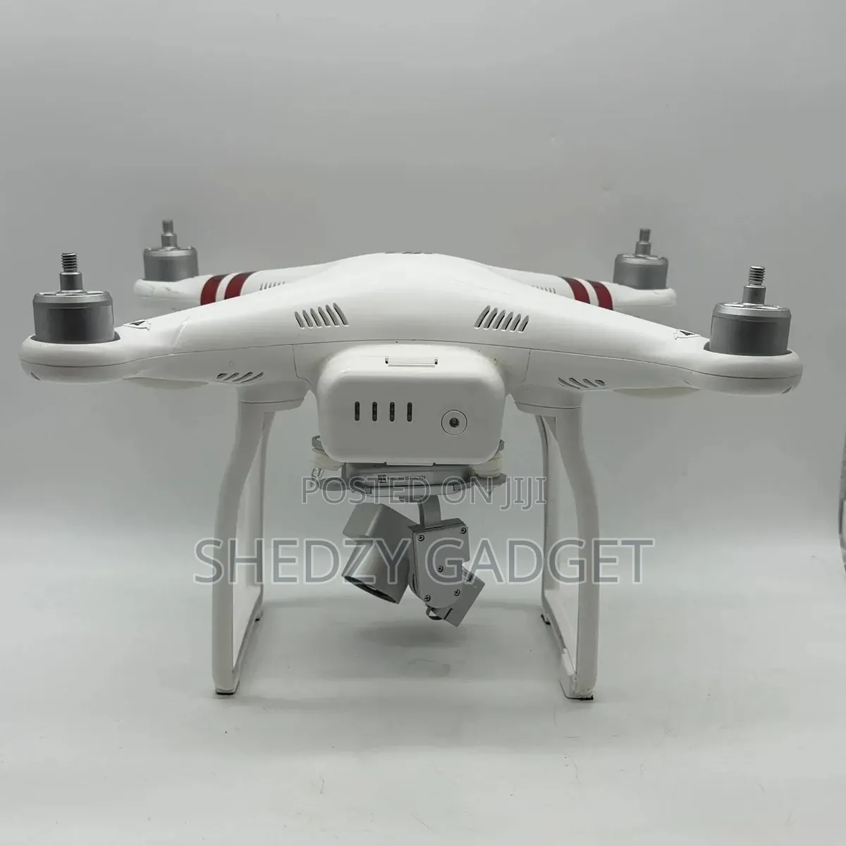 DJI Phantom 3 Standard 2. Camera 3