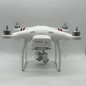 DJI Phantom 3 Standard 2. Camera 3