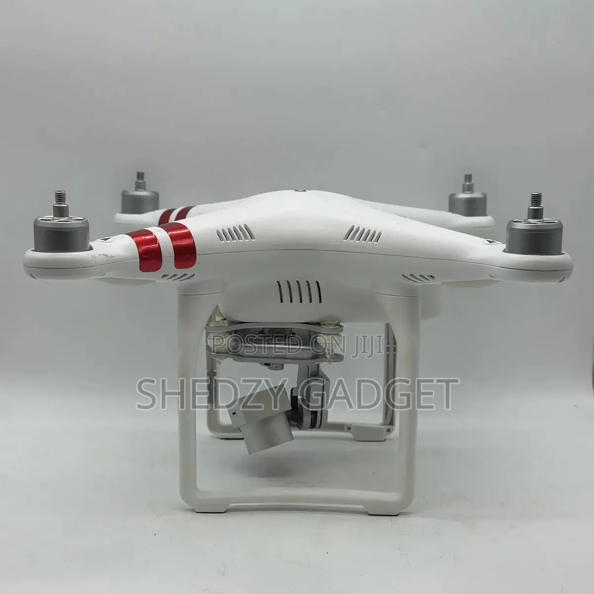 DJI Phantom 3 Standard 2. Camera 3