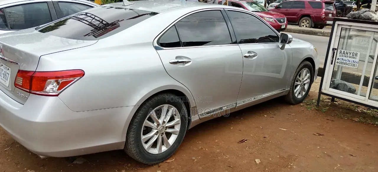 Lexus ES 350 2012 Silver