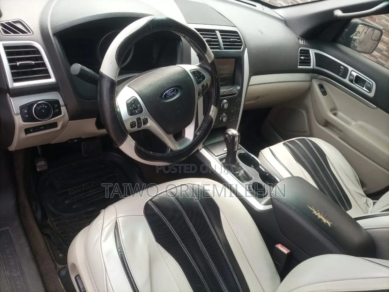 Ford Explorer 2014 Black
