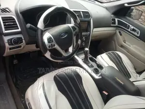 Ford Explorer 2014 Black