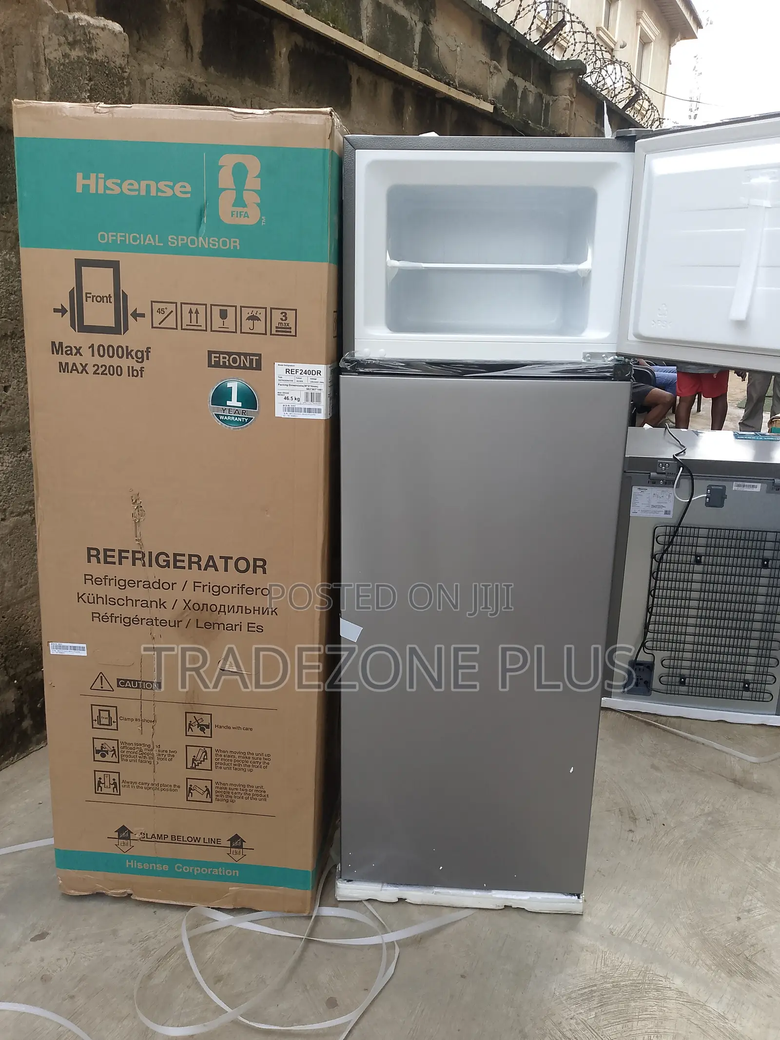 Hisense 240L Refrigerator – Suitable for Any Kitchen