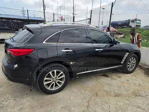 Infiniti FX 2010 Black