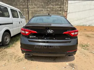 Hyundai Elantra 2015 Black