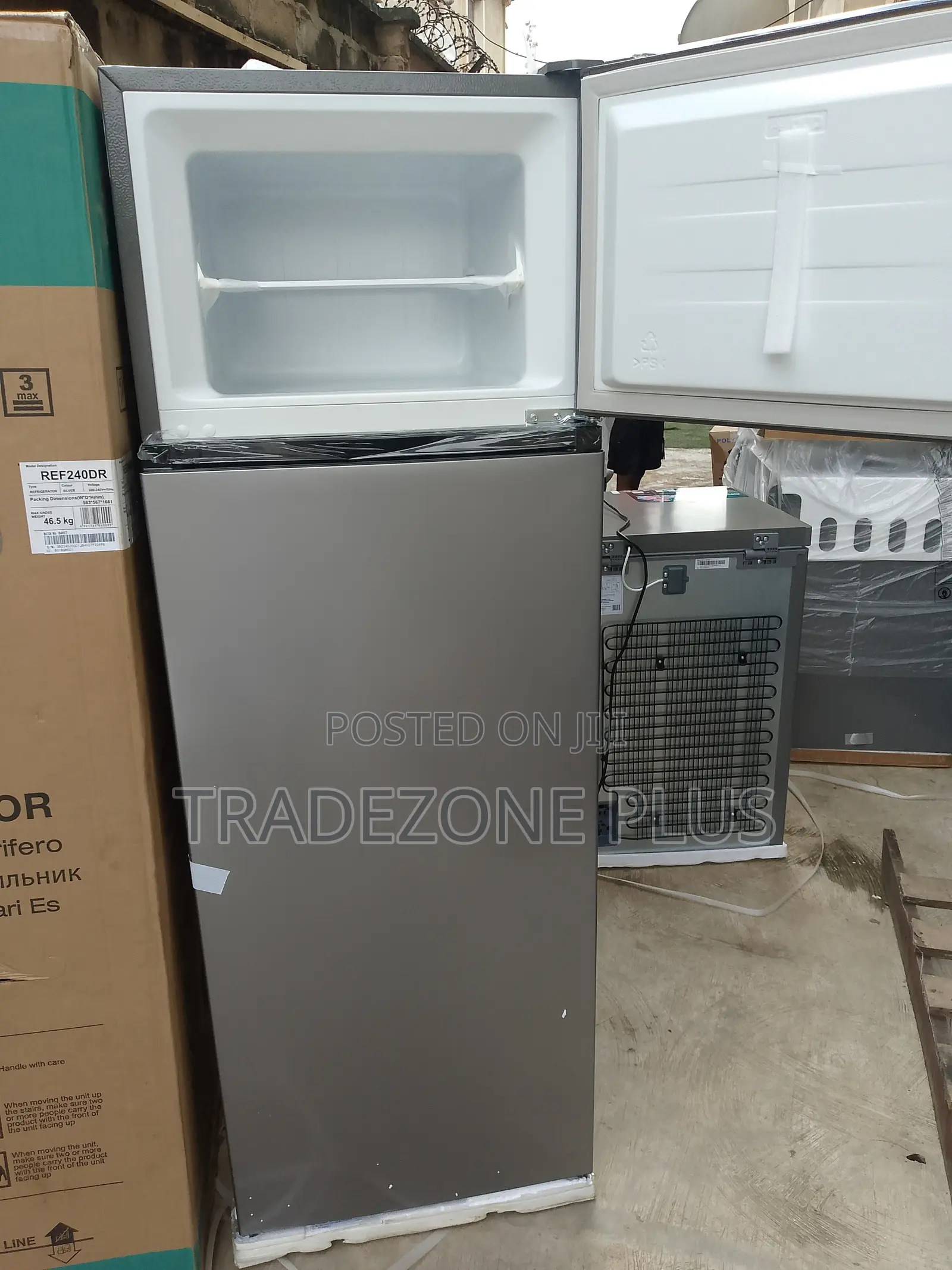 Hisense 240L Fridge – Convenient Refrigeration