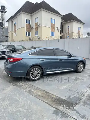 Hyundai Sonata 2016 Blue
