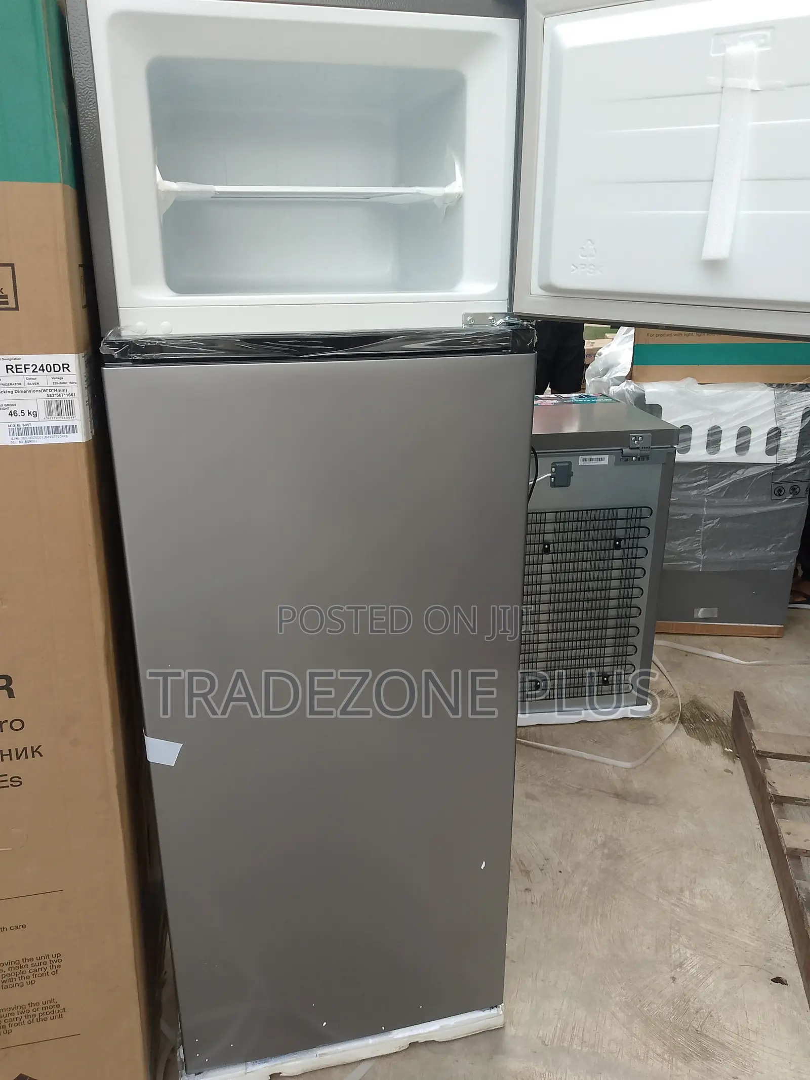 Hisense Refrigerator – 240L Capacity for Your Home