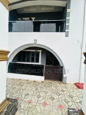3bdrm Apartment in Baba Olora Atere, Akala Express for rent