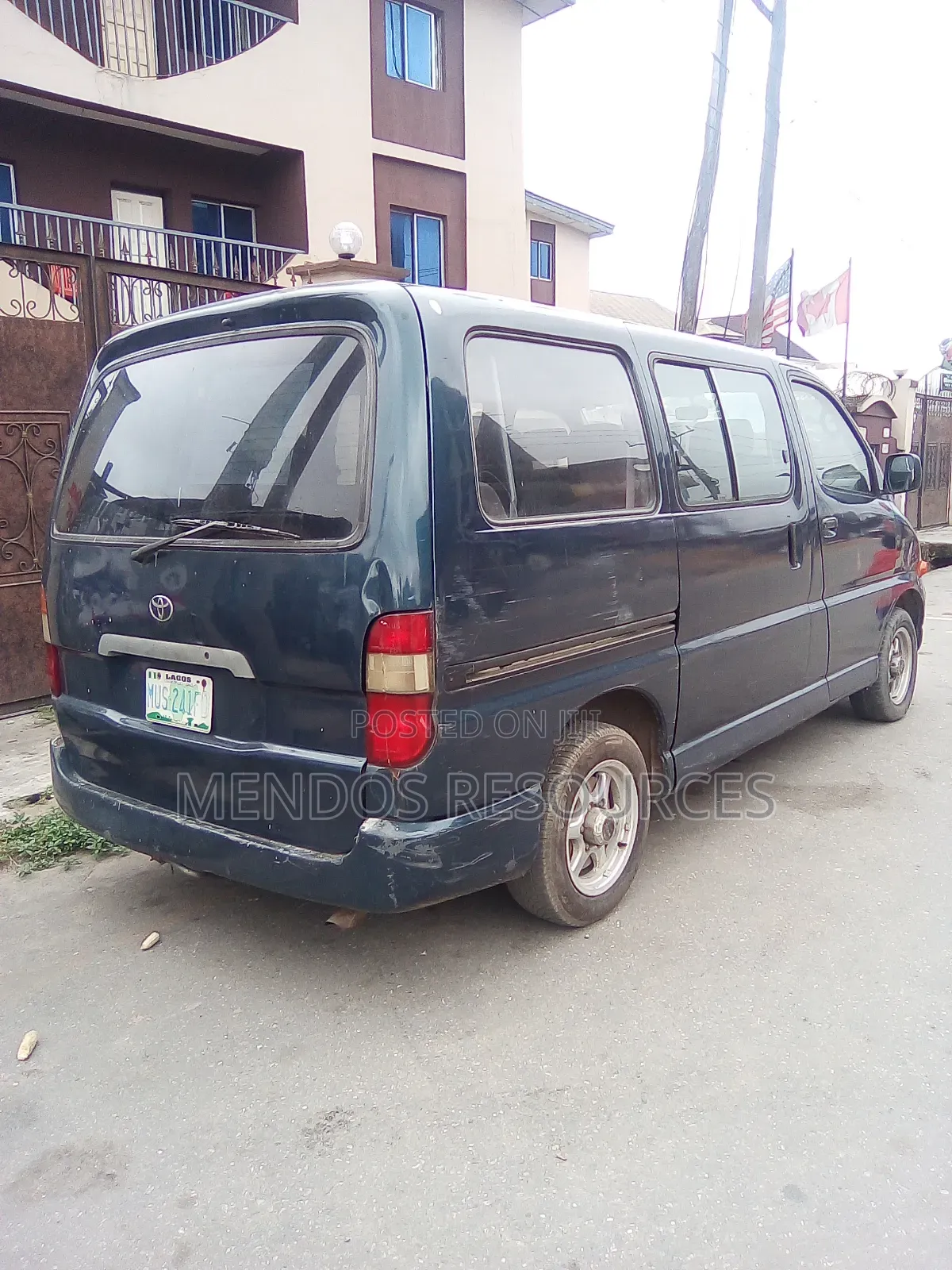 Toyota HiAce 2005 Green