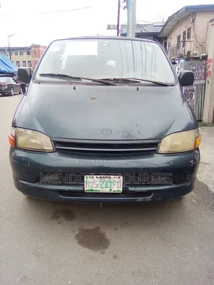Toyota HiAce 2005 Green