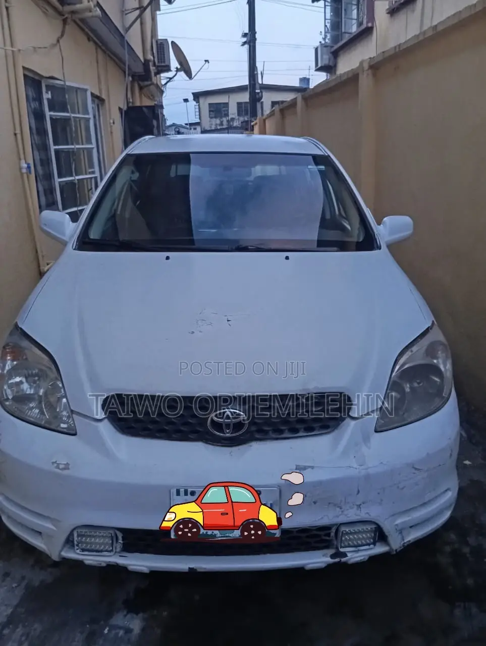 Toyota Matrix 2004 White
