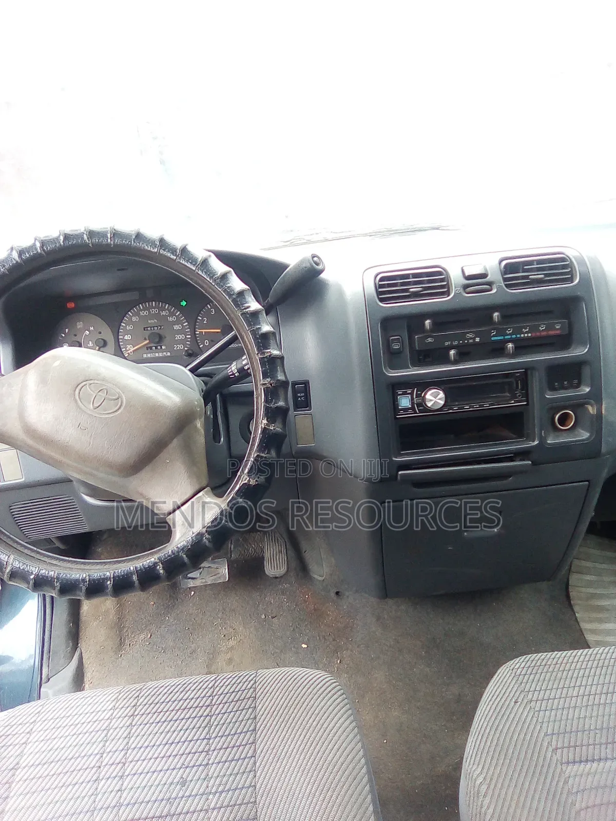 Toyota HiAce 2005 Green