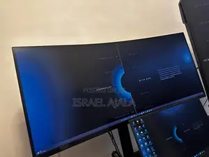 Curved Screen Monitor. LG 34 Inches