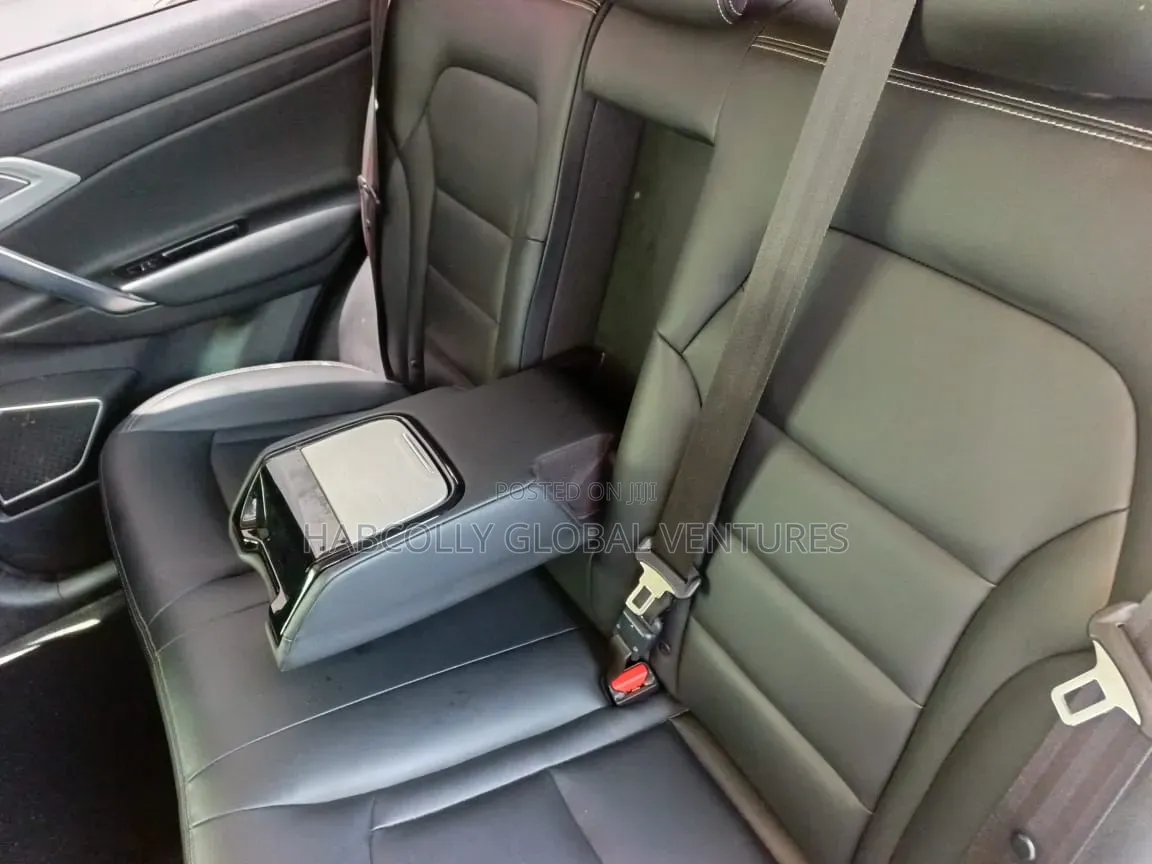 Geely Emgrand X7 2021 Black