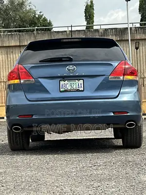 Toyota Venza V6 2010 Blue
