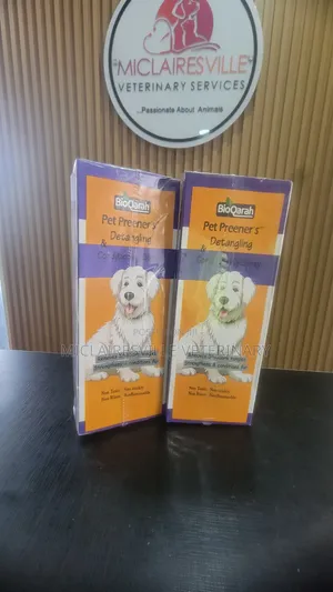 Pet Detangling and Conditioning Spray