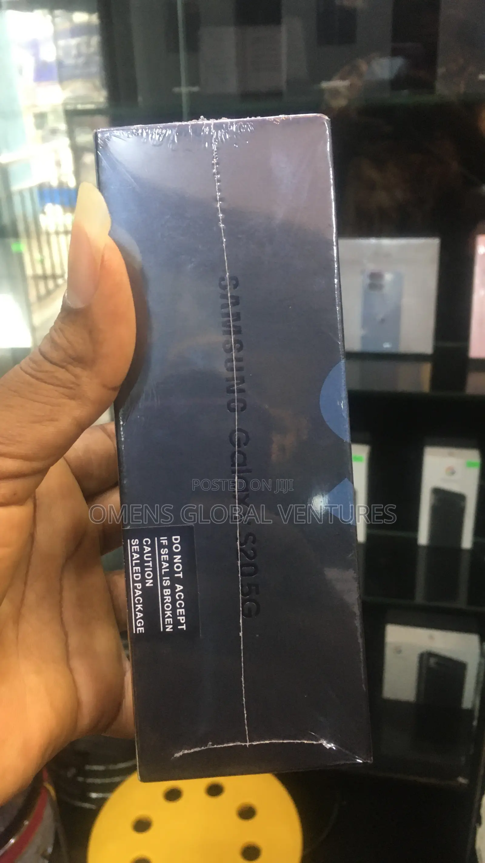 New Samsung Galaxy S20 128 GB Gray