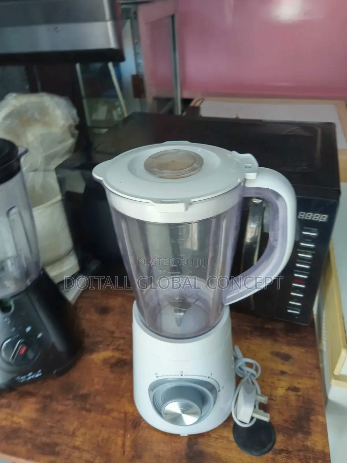 Essentials Blender