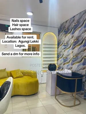 Nails and Hair Space for Rent