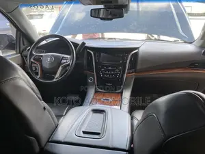 Cadillac Escalade ESV 2014 Black