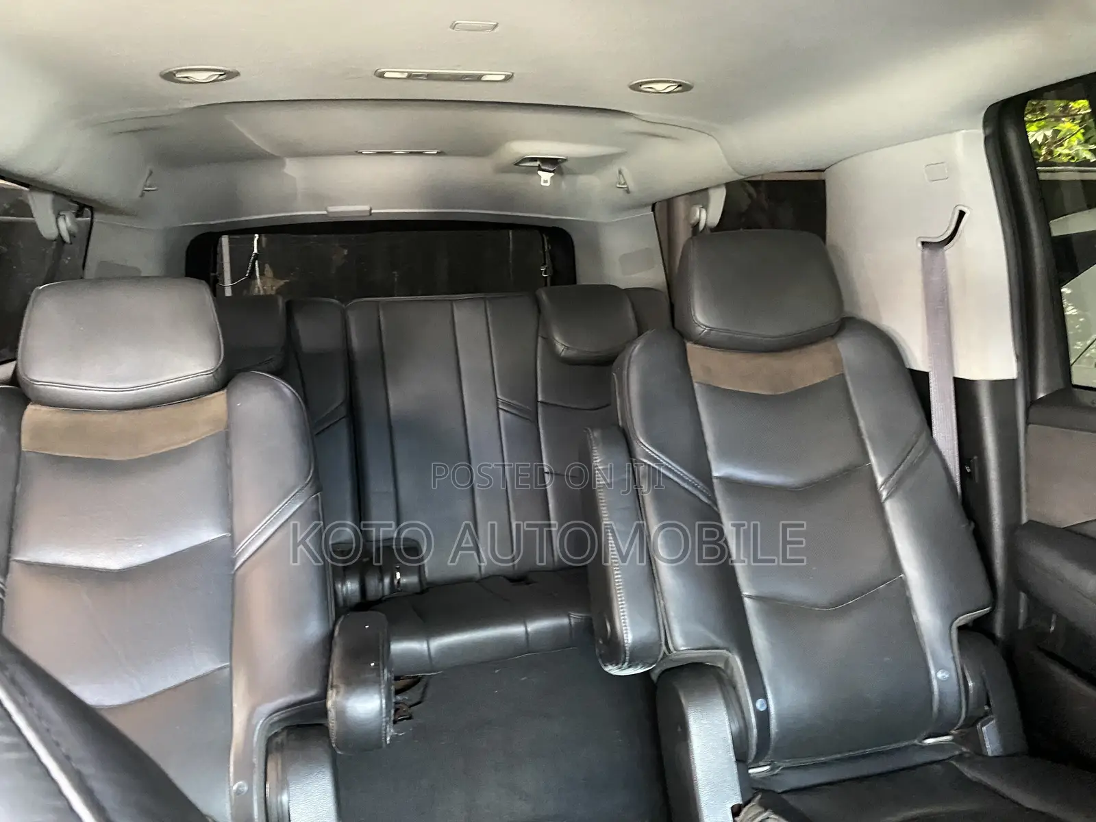 Cadillac Escalade ESV 2014 Black