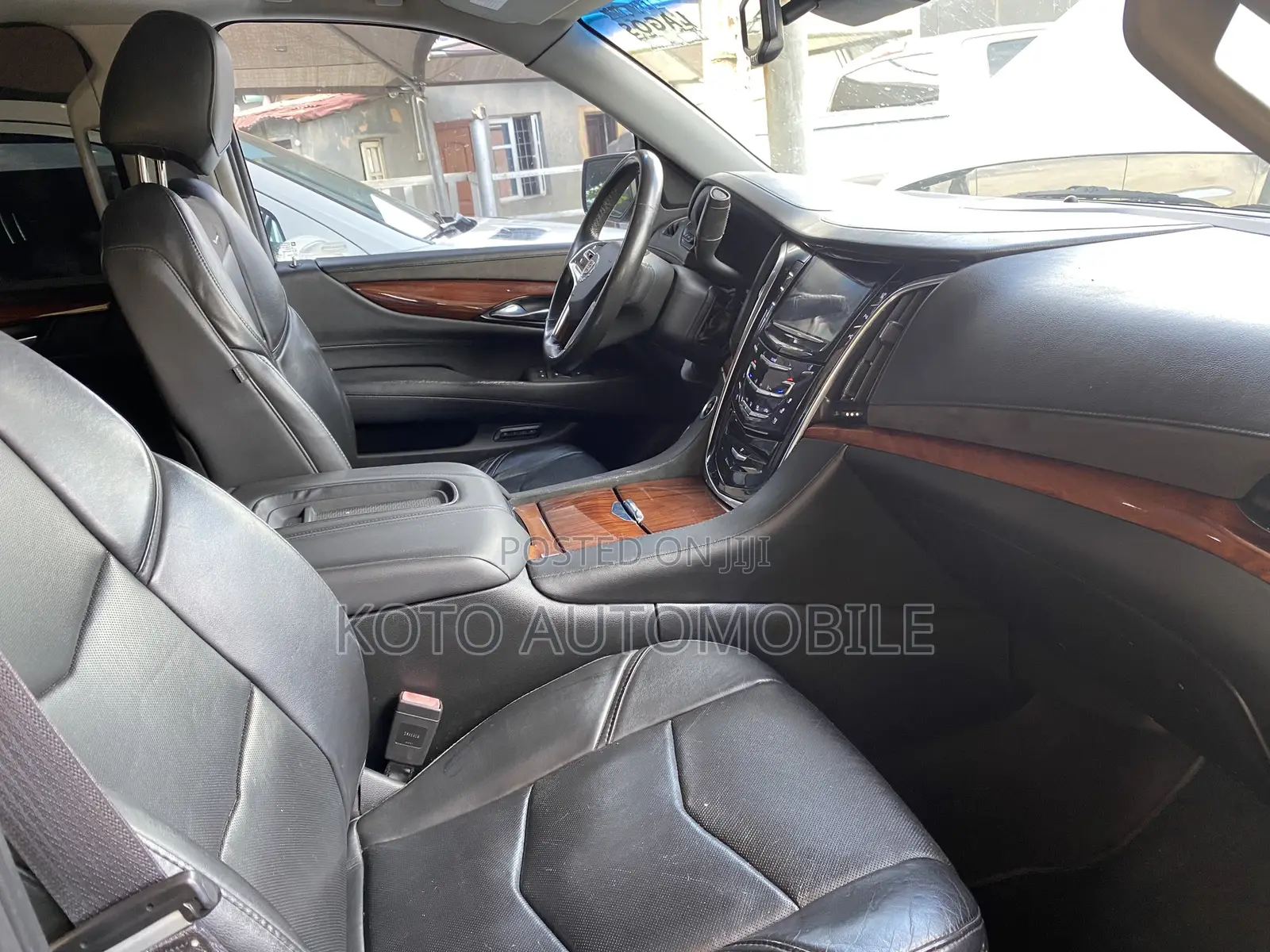 Cadillac Escalade ESV 2014 Black