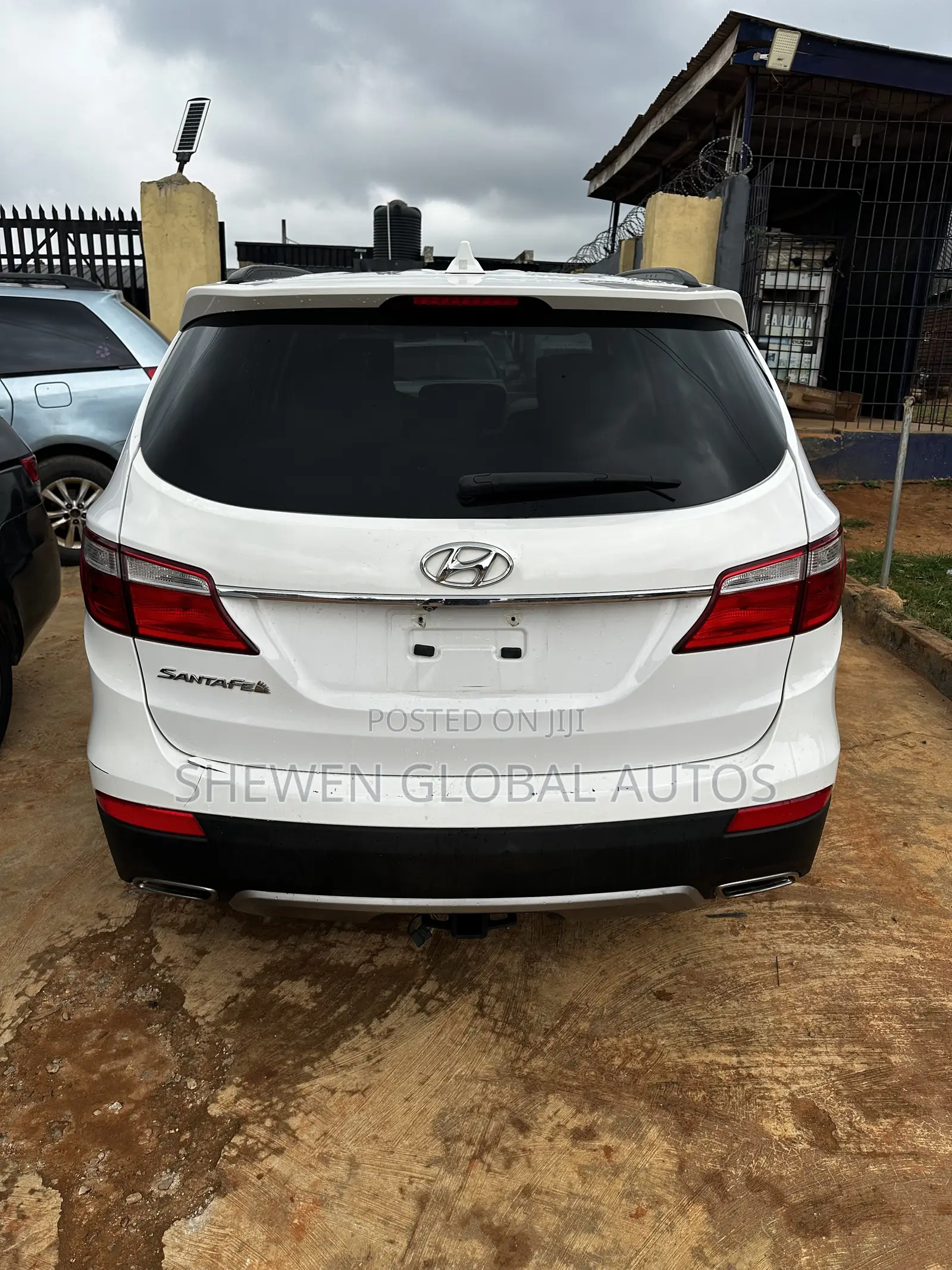 Hyundai Santa Fe 2015 White