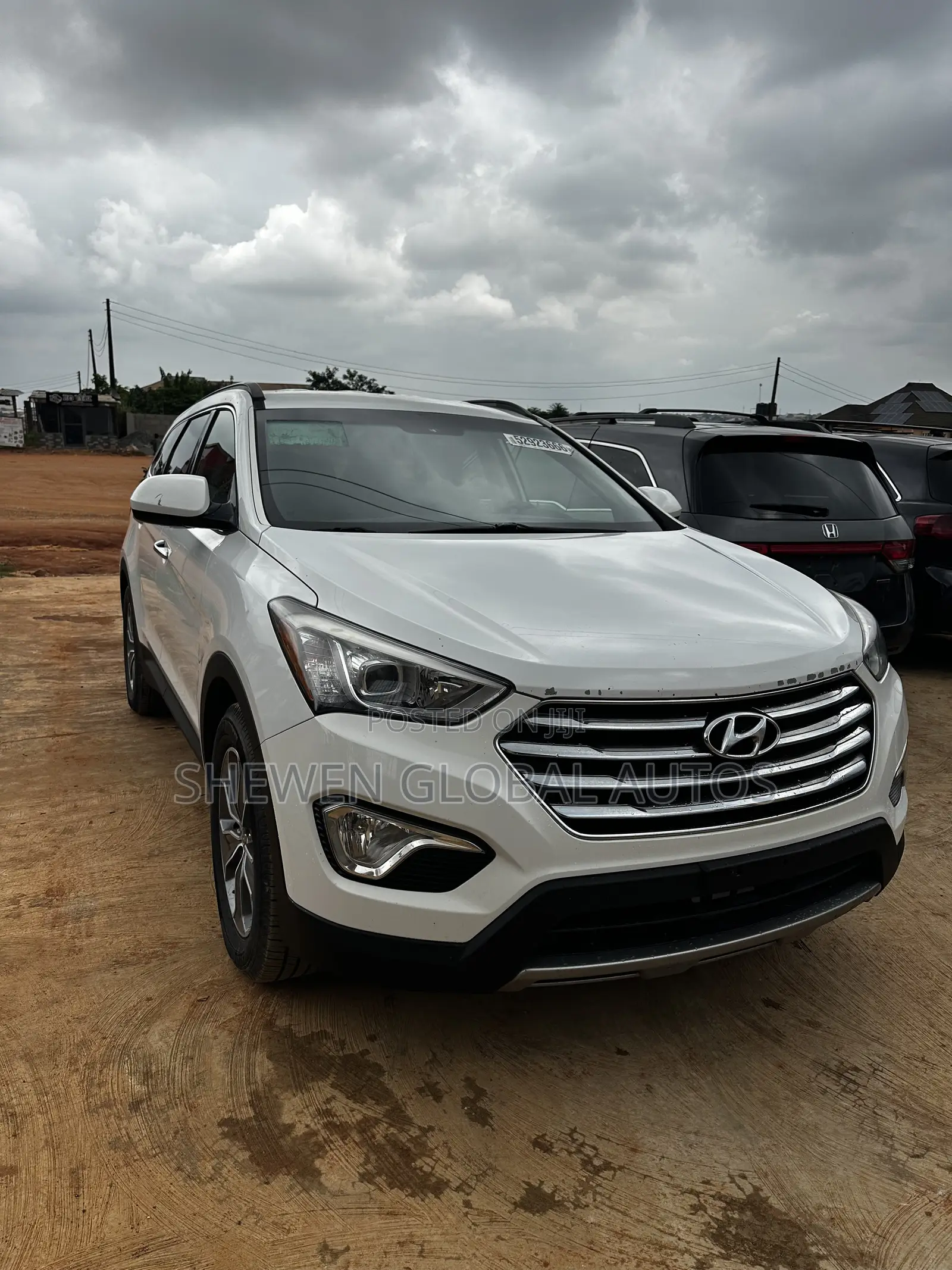 Hyundai Santa Fe 2015 White