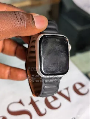 Apple Watch Series 8 45MM GPS Only