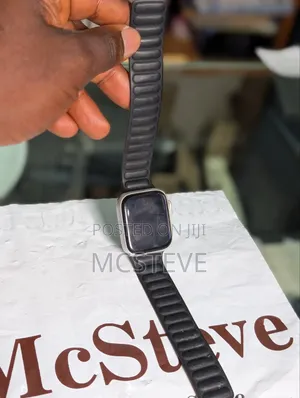 Apple Watch Series 8 45MM GPS Only