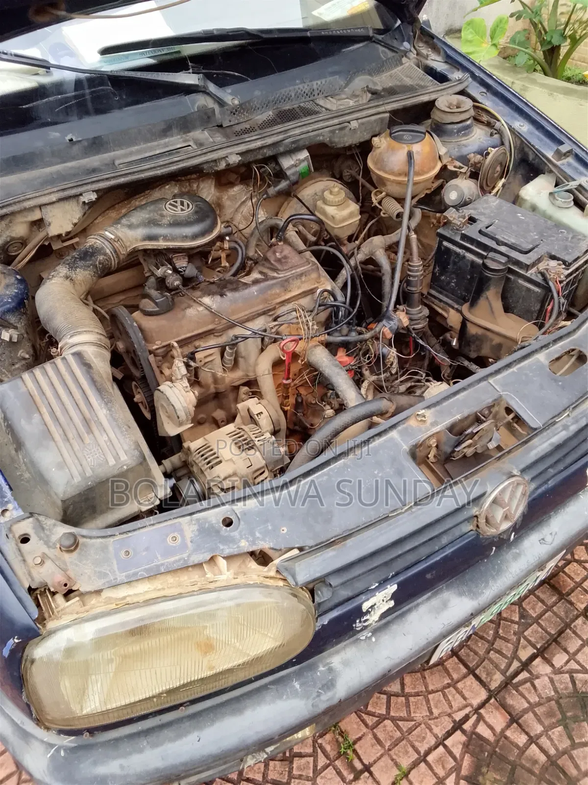 Volkswagen Golf 2004 Blue