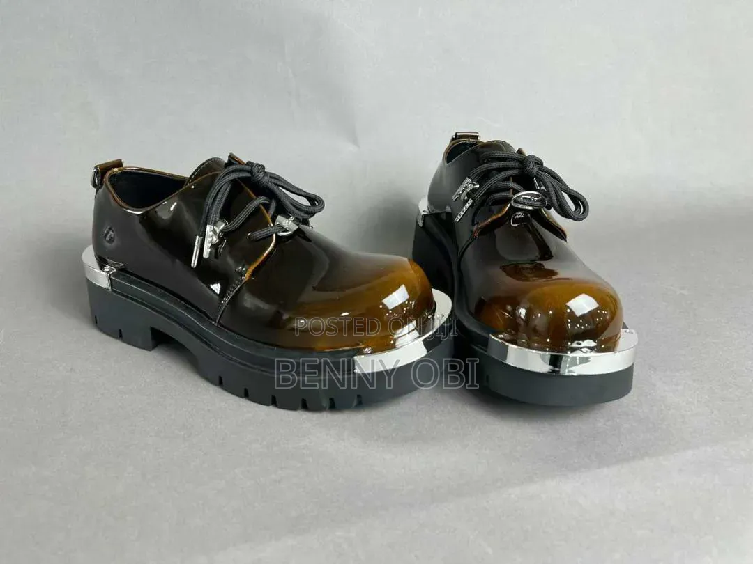 Men's Outing Shoe