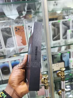 New Samsung Galaxy Z Flip6 256 GB Blue