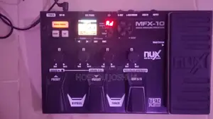 NUX MFX-10 Multi-Effects Guitar