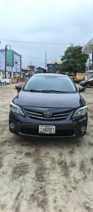 Toyota Corolla LE 4dr Sedan (1.8L 4cyl 4A) 2012 Black