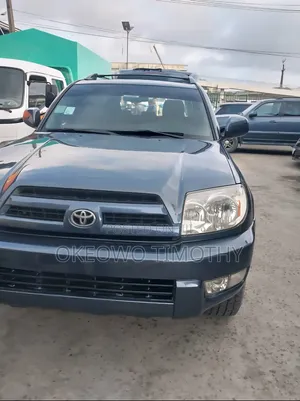 Toyota 4-Runner SR5 V6 4x4 2005 Blue