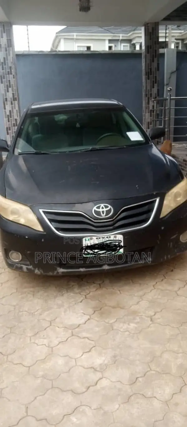 Toyota Camry 2010 Black