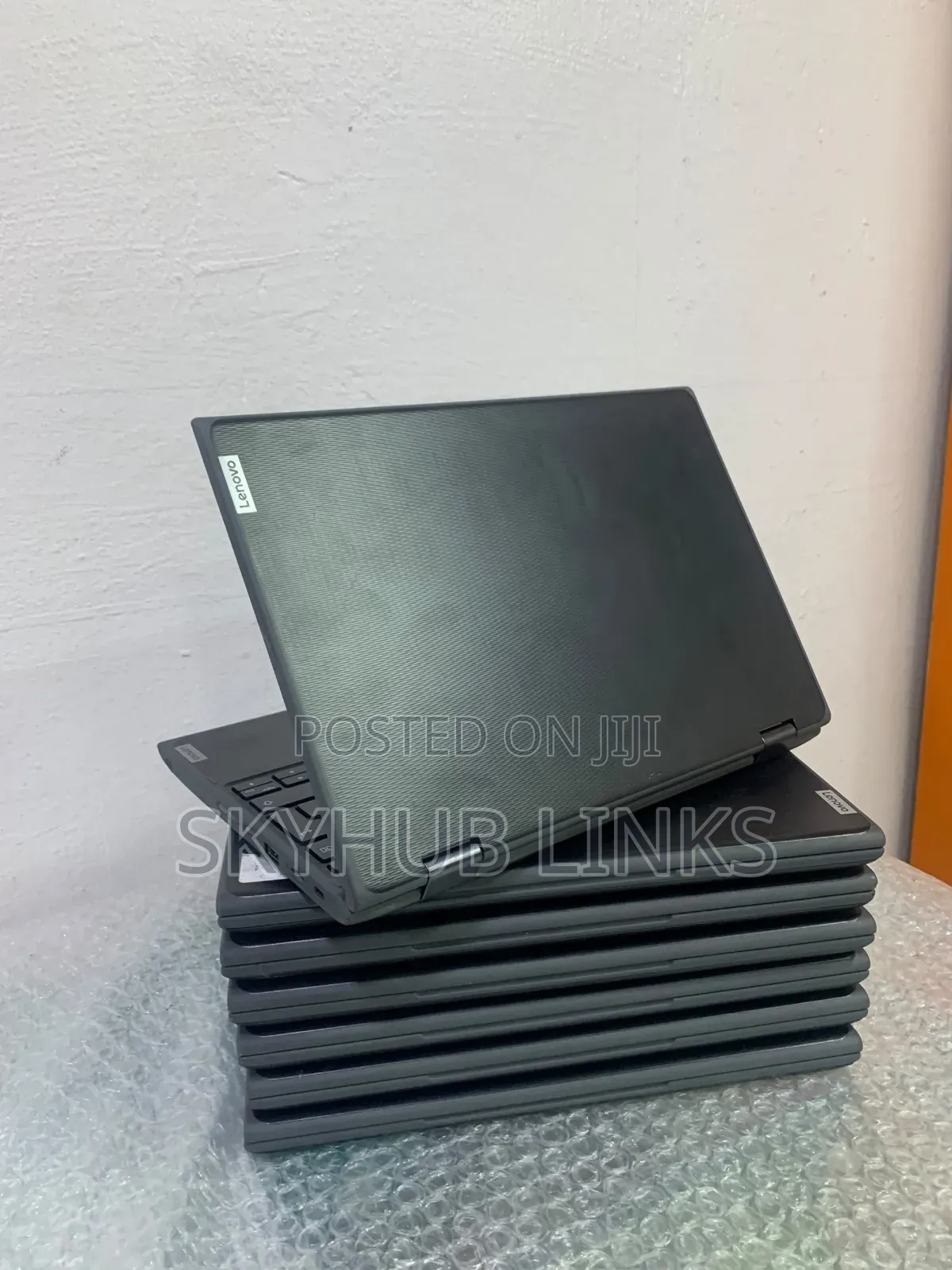 Laptop Lenovo 300e 4GB Intel Celeron SSD 128GB