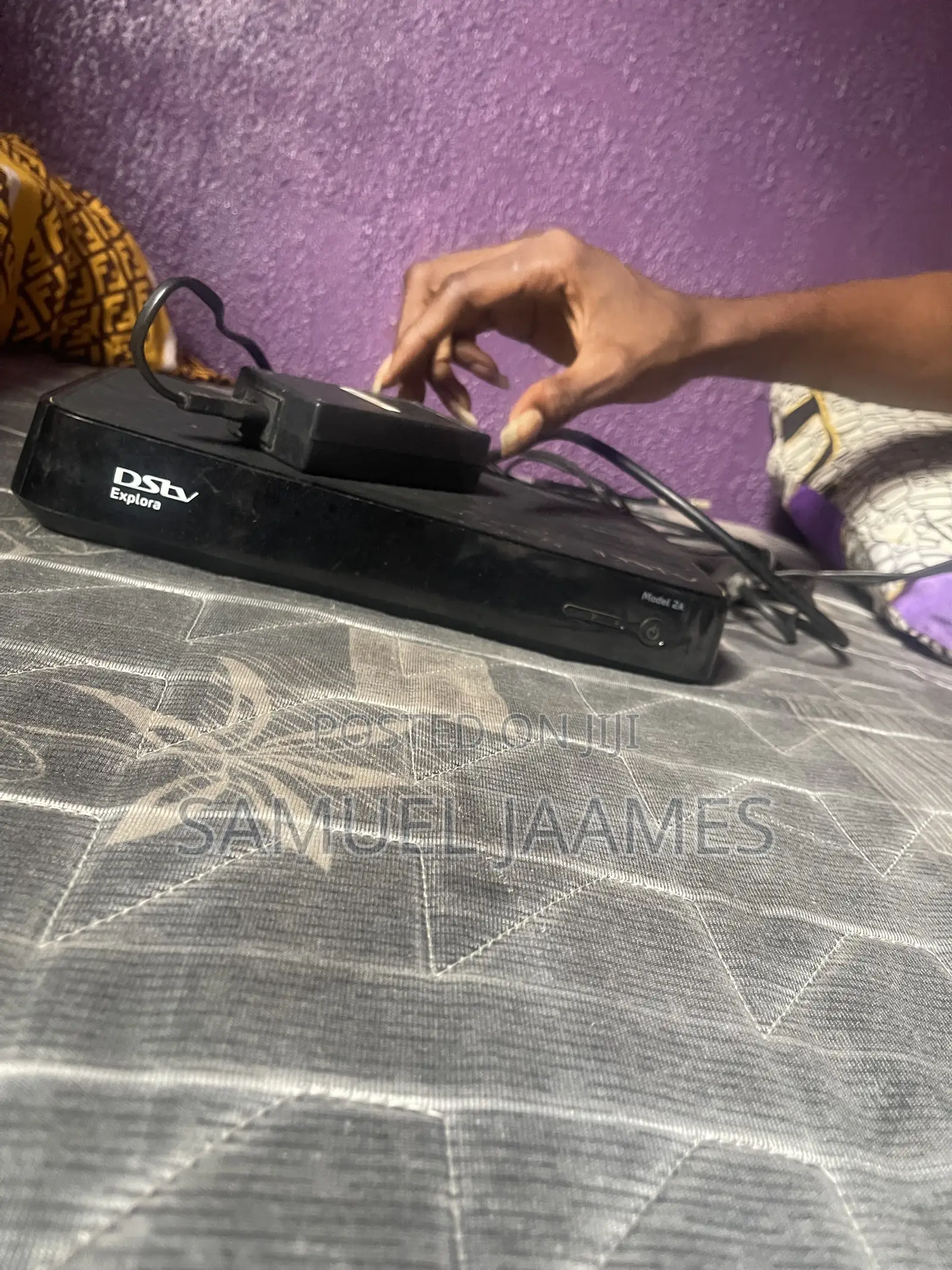 DSTV Explorer 2a