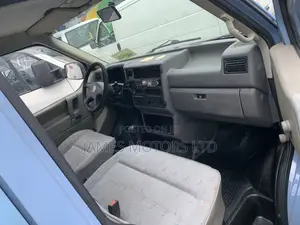 Volkswagen Transporter 2007 Blue