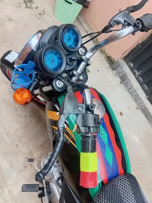 TVS Apache 180 RTR 2025 Black