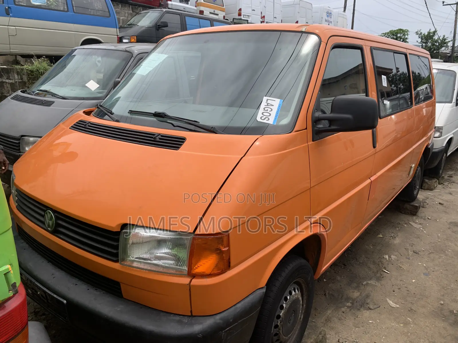 Volkswagen Transporter 2007 Yellow